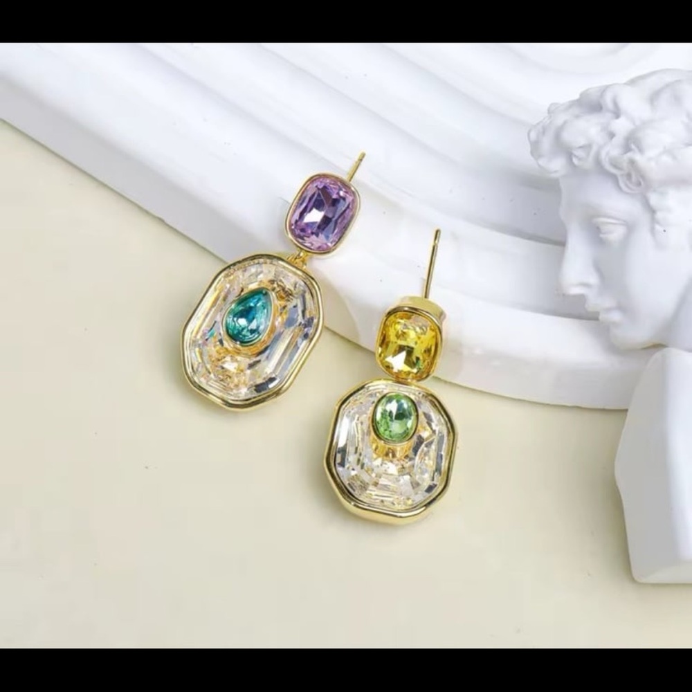 Octagon cut Swarovski crystal clear dangle earrings #1121